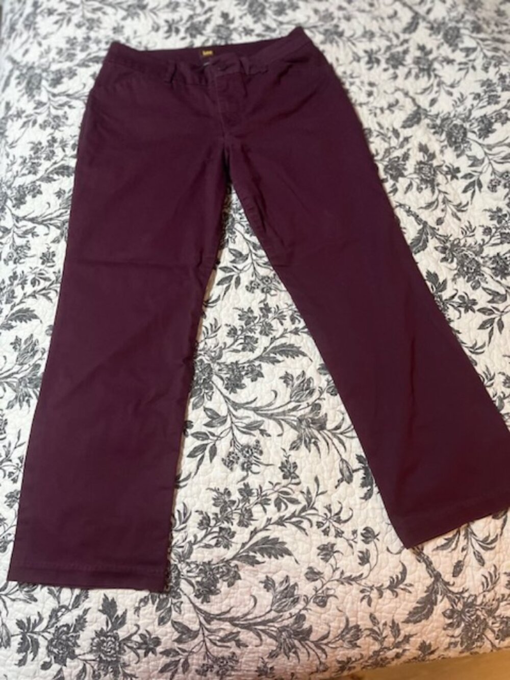 Lee burgundy 10 petite  business casual pants